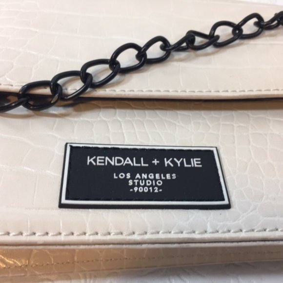 Kendall + Kylie L.A. Studio Handbag Faux Crocodile Leather w/ Chain Light Beige - Picture 5 of 7